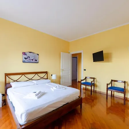 Lejlighed Altido 3-bed Flat With Balcony