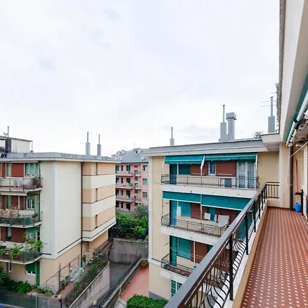 Appartamento Altido 3-bed Flat With Balcony Genova